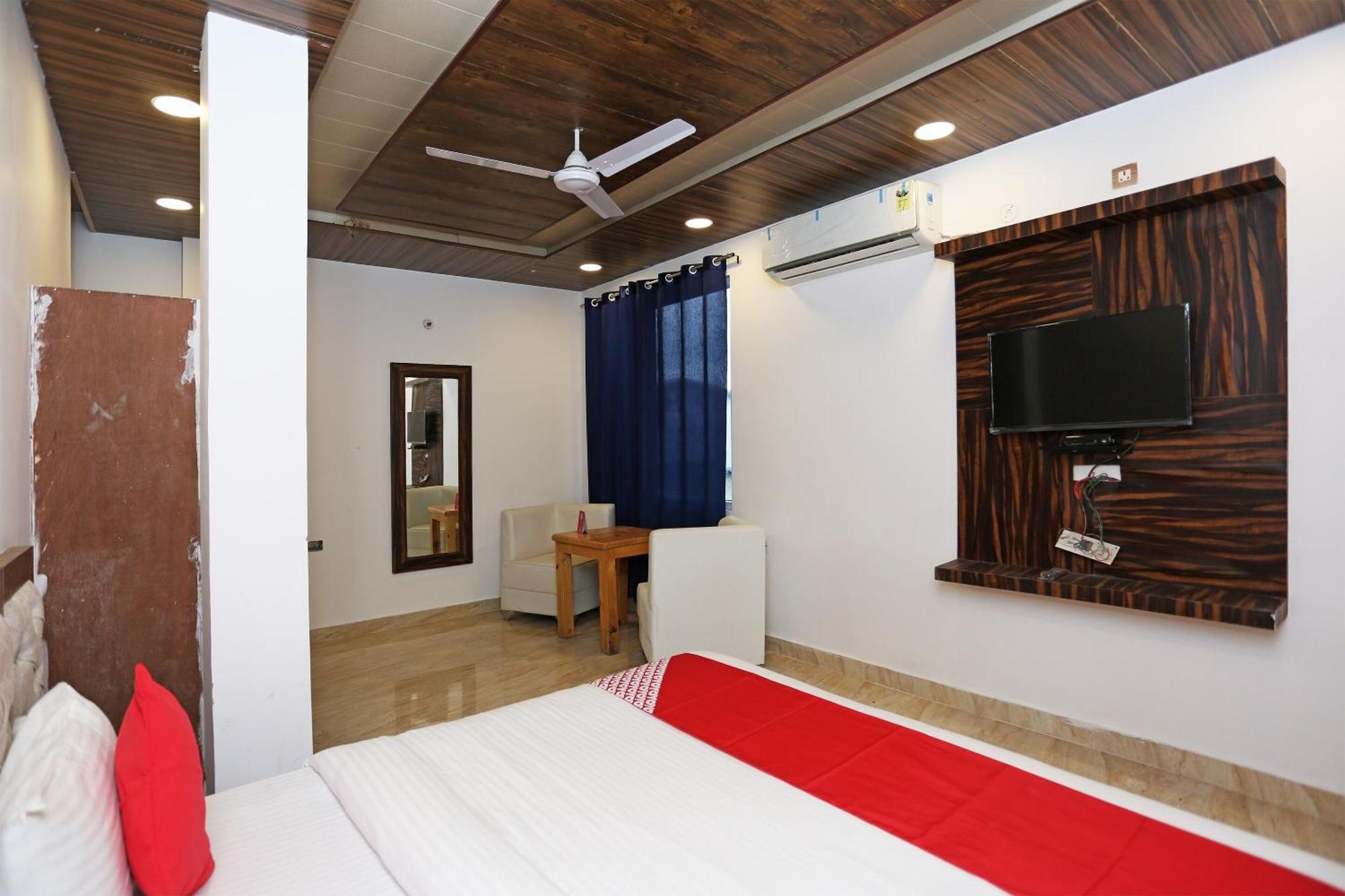 Hotel Rosewood Inn Rājpur Esterno foto