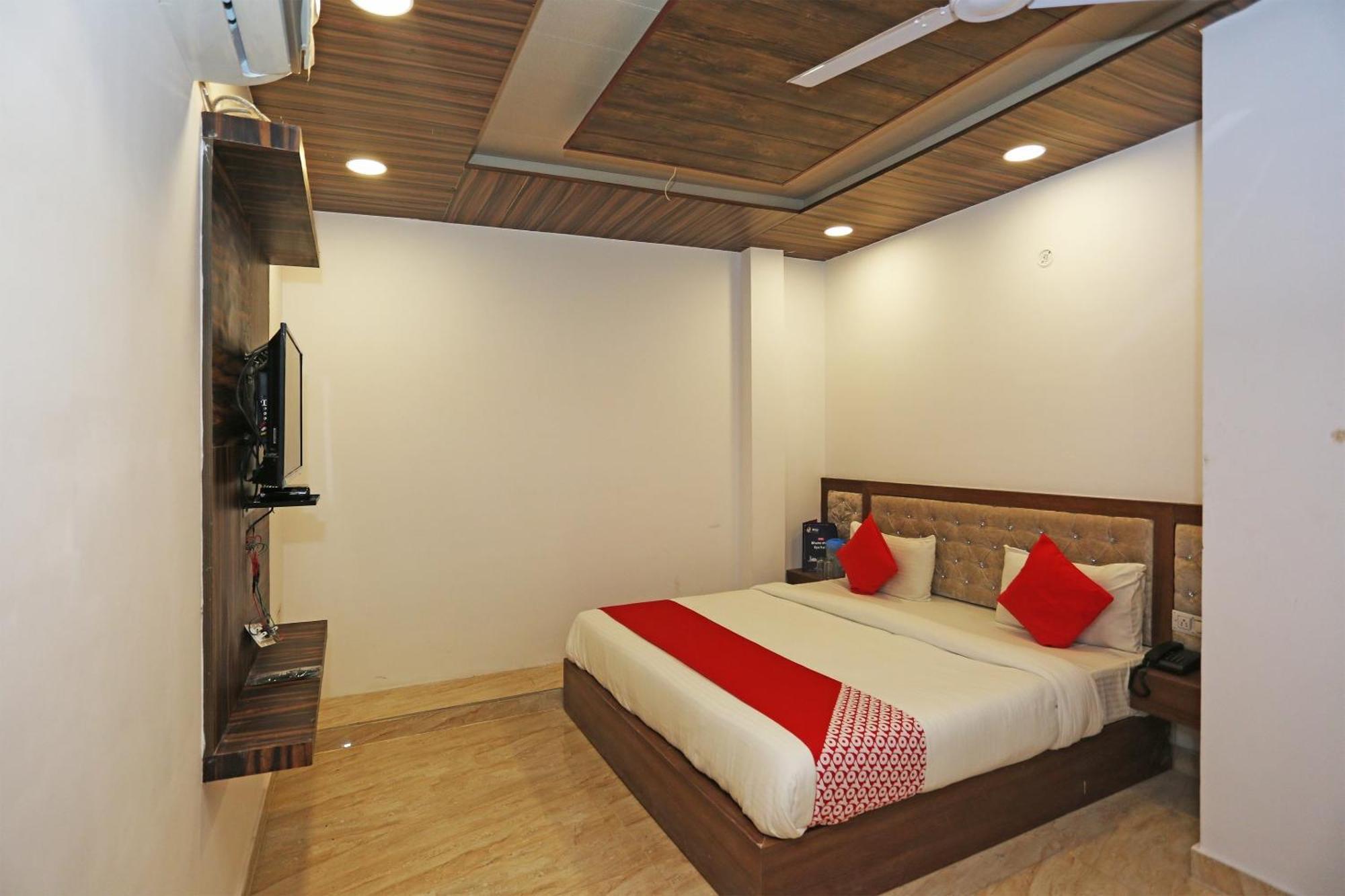 Hotel Rosewood Inn Rājpur Esterno foto